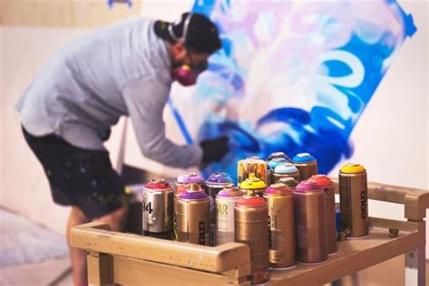 How to Make a Spray Can Paint Job Look Good: Exploring Creative Techniques Beyond Traditional Spraying